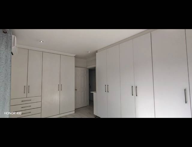 2.5 BEDROOM SEMI DETACHED FOR SALE IN KINDLEWOOD ESTATE